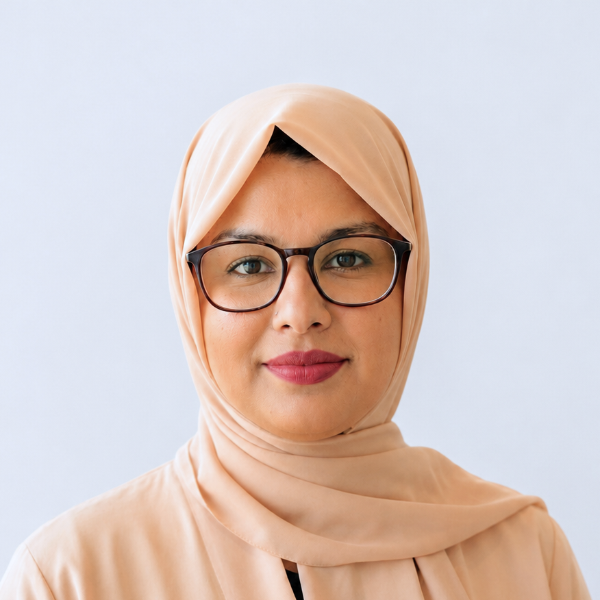 Picture of Sadia Sultan on a grey background